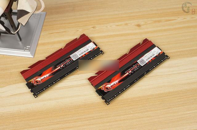 内存频率相同 DDR3与DDR4性能差距有多大