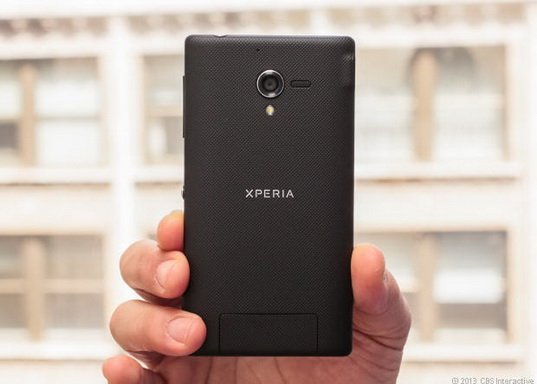 5英寸屏幕索尼Xperia ZL评测： 功能强大价格高