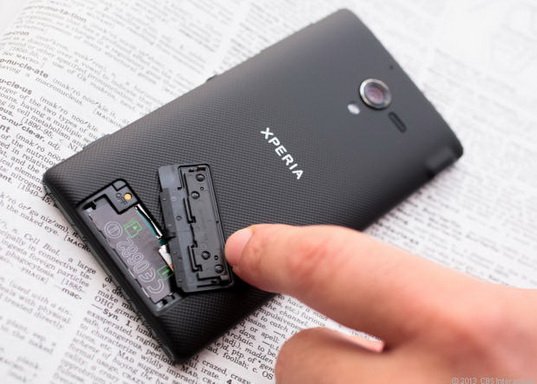 5英寸屏幕索尼Xperia ZL评测： 功能强大价格高