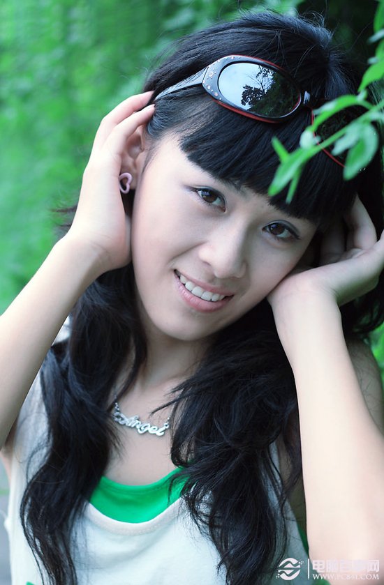 Photoshop将美女打造成冷色系清新教程 全福编程网