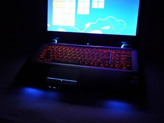 Cyber​​PowerPC万元游戏本体验 整体配置均衡
