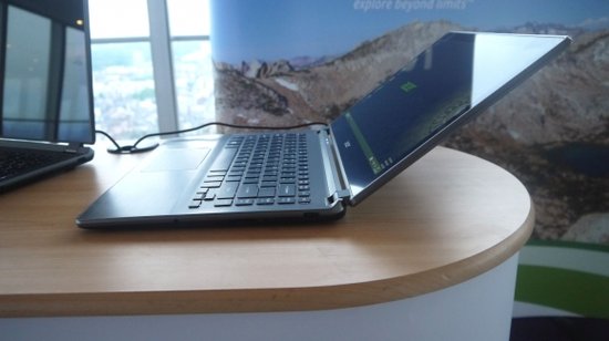 Haswell新本宏碁Aspire V7上手 全高清IPS屏效果好