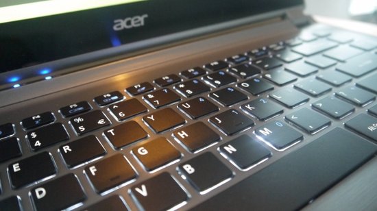 Haswell新本宏碁Aspire V7上手 全高清IPS屏效果好
