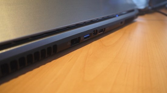 Haswell新本宏碁Aspire V7上手 全高清IPS屏效果好