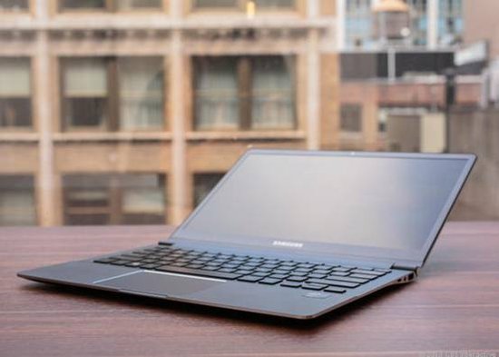 三星Ativ 9评测 最小的全高清Win8超极本