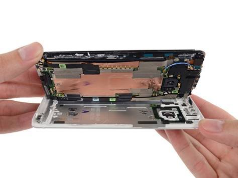 Step 1 — HTC One Teardown