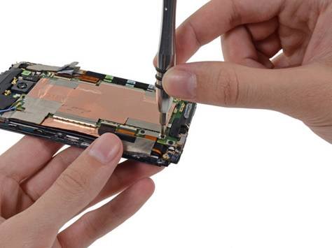 Step 1 — HTC One Teardown