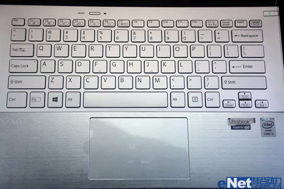 评VAIO Pro 13：轻巧便携 续航持久