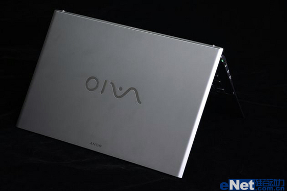评VAIO Pro 13：轻巧便携 续航持久