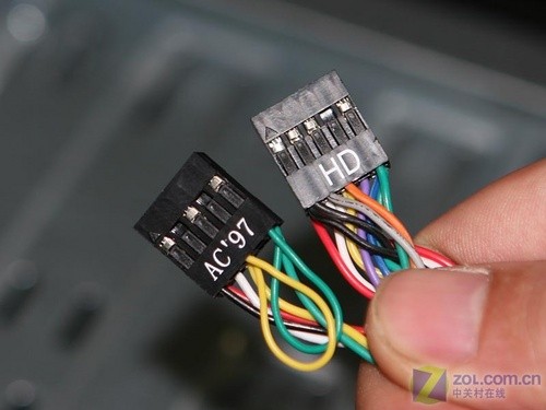 自主DIY不发愁 机箱接口连接主板技巧 