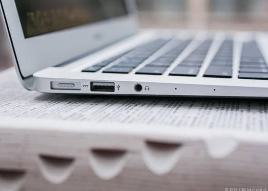 新MacBook Air详测 可连续播放14小时以上视频