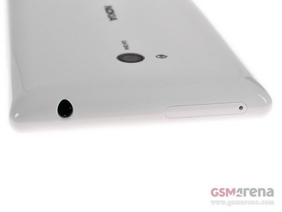 诺基亚Lumia 720评测：F1.9大光圈镜头效果不俗